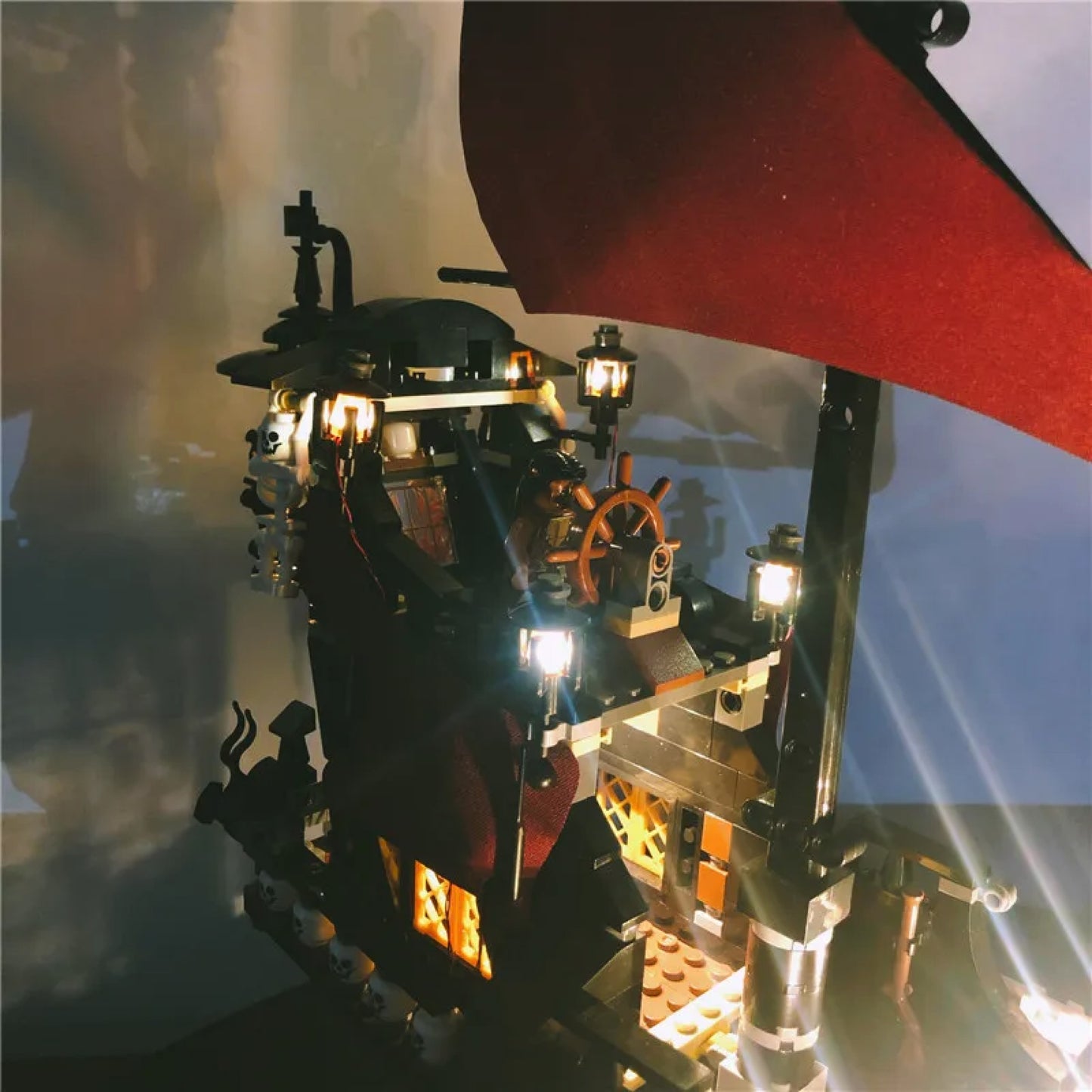 Kit de Iluminação para o Navio Vingança da Rainha Ana (1097 peças)