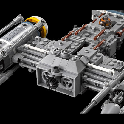 Star Wars - Y-Wing Starfighter (691 pe&ccedil;as)