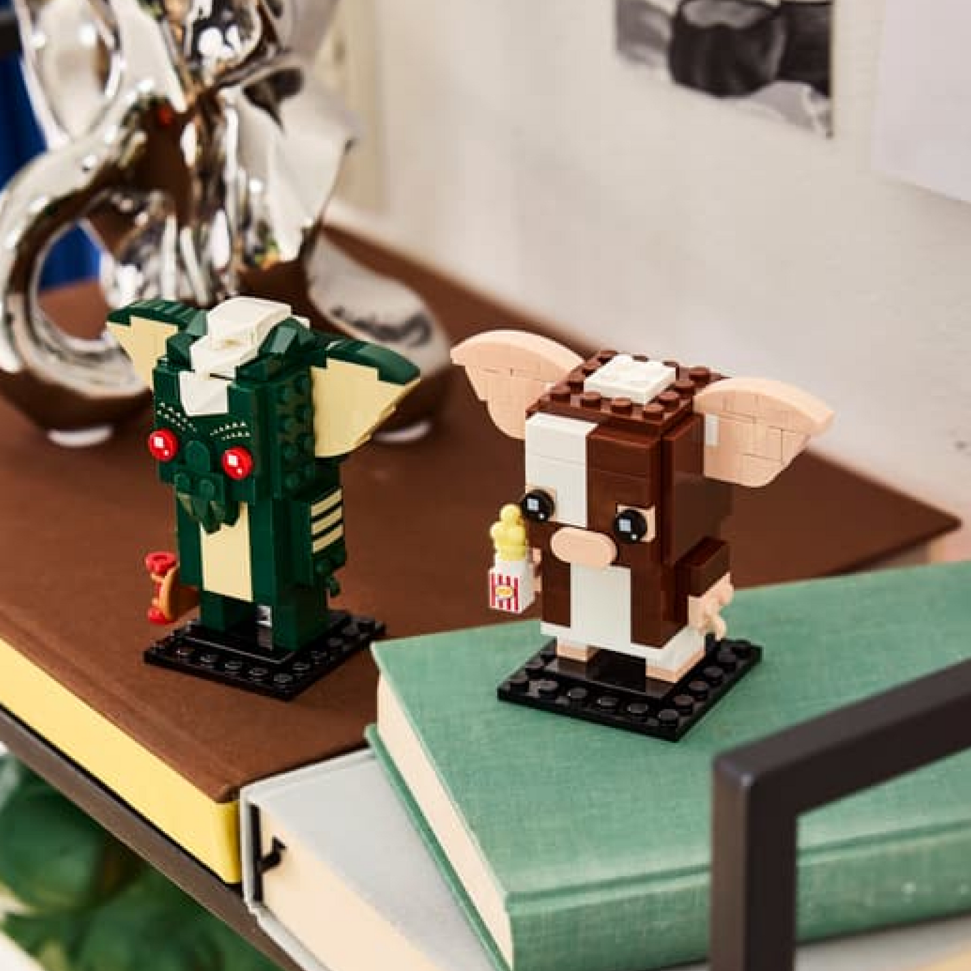Capa 04 do produto Gremlins - Figuras de Gizmo e Stripe (230 pe&ccedil;as).
