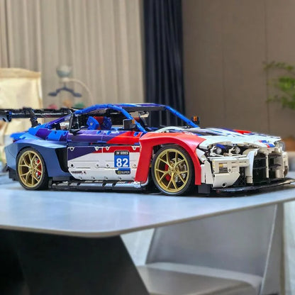 BMW M4 GT4 (4556 pe&ccedil;as)