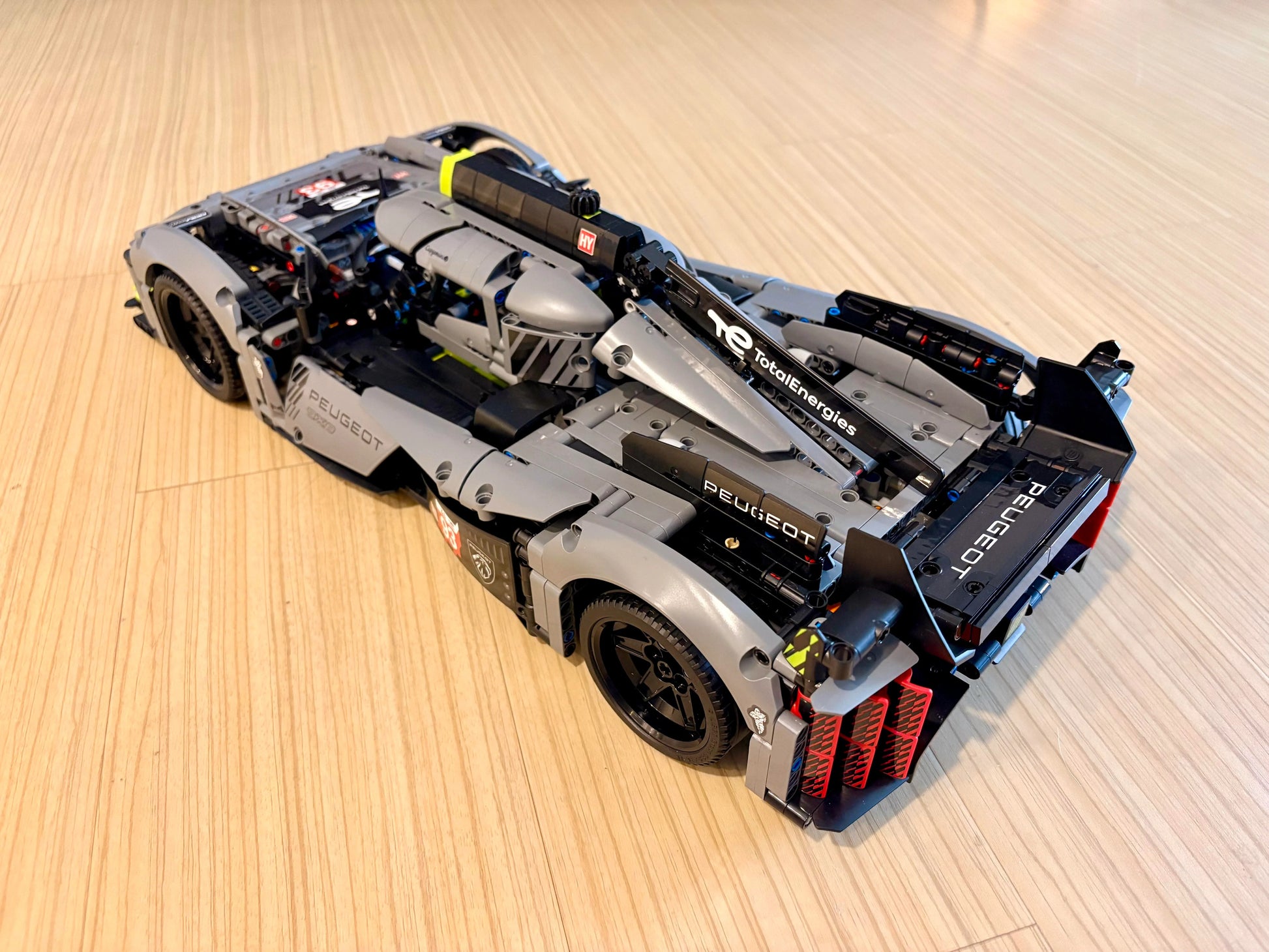 Peugeot 9x8 LeMan Hybrid Hypercar (1775 pe&ccedil;as)