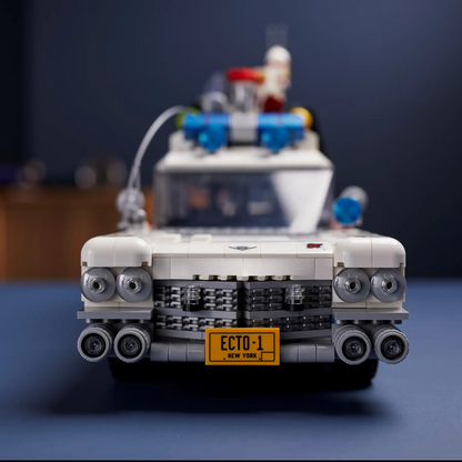 Cadillac ECTO-1 dos Ca&ccedil;a-Fantasmas (2352 pe&ccedil;as)