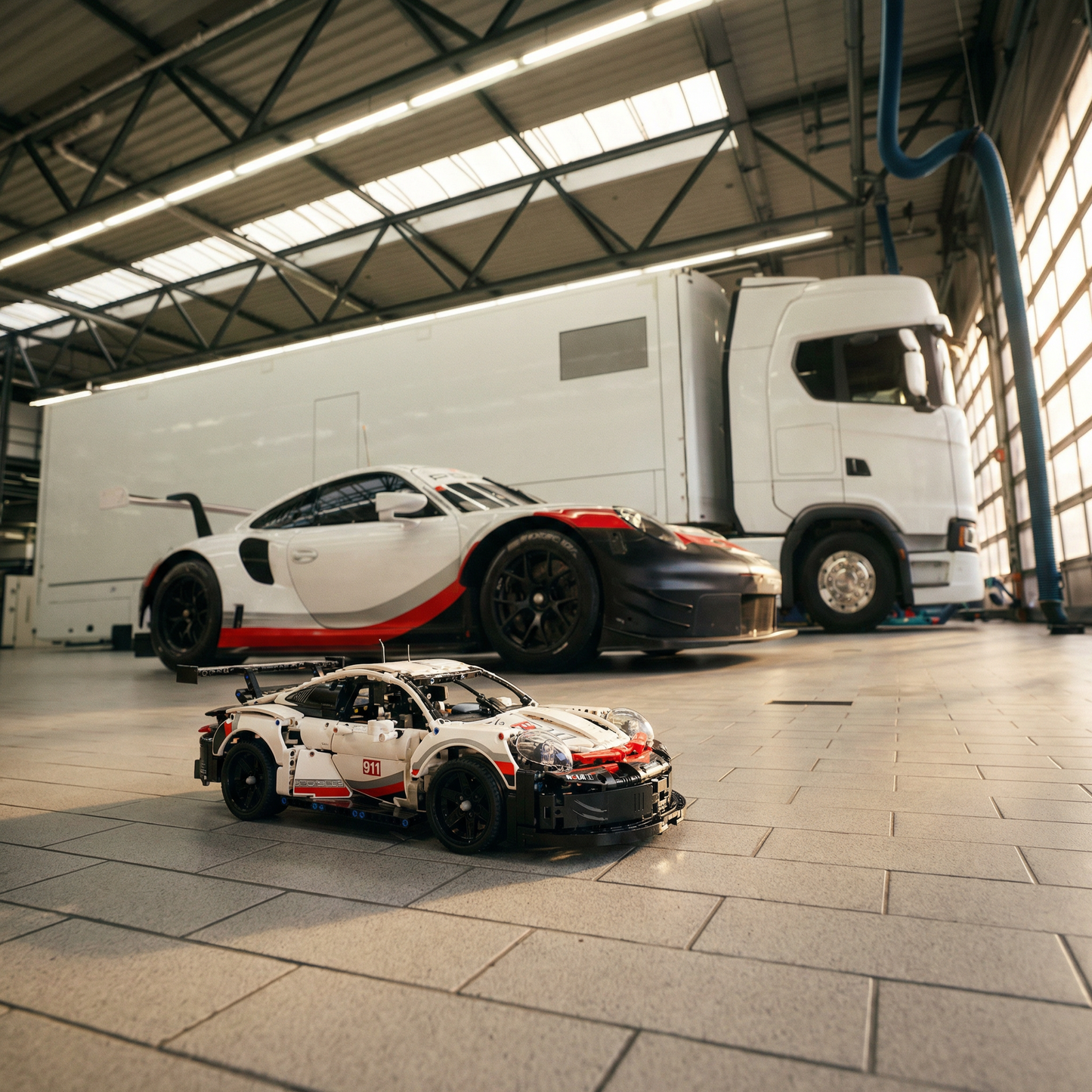 Porsche 911 RSR (1580 pe&ccedil;as)