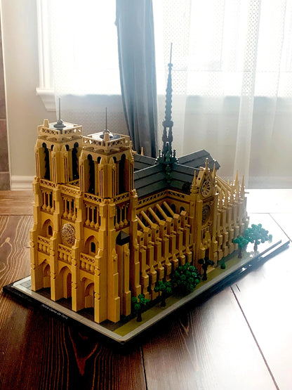Catedral de Notre-Dame de Paris (4383 pe&ccedil;as)