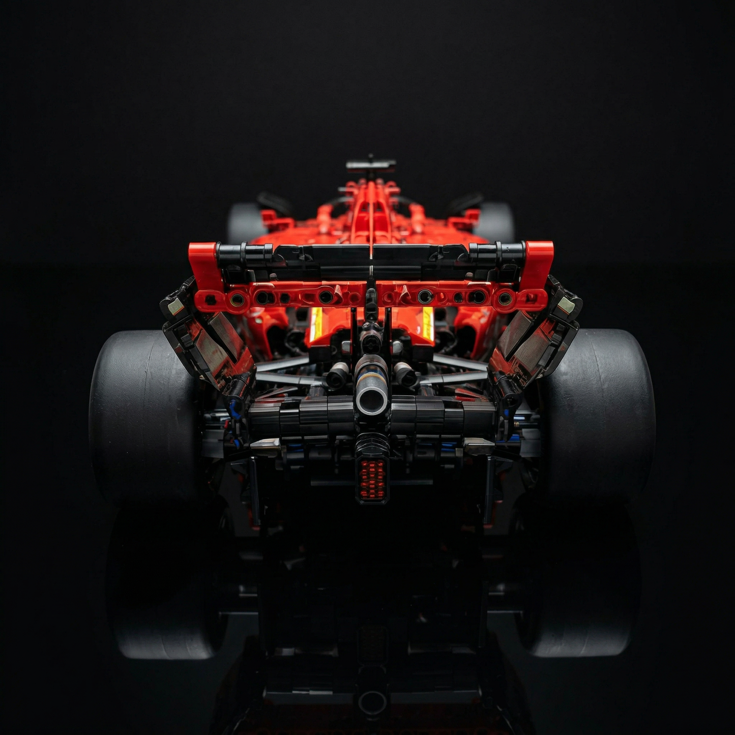 F&oacute;rmula 1 - Ferrari SF24 (1361 pe&ccedil;as)