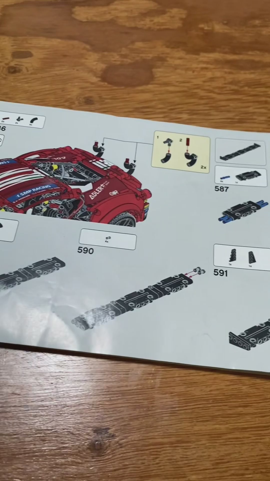 Ferrari 488 GTE (1677 pe&ccedil;as)