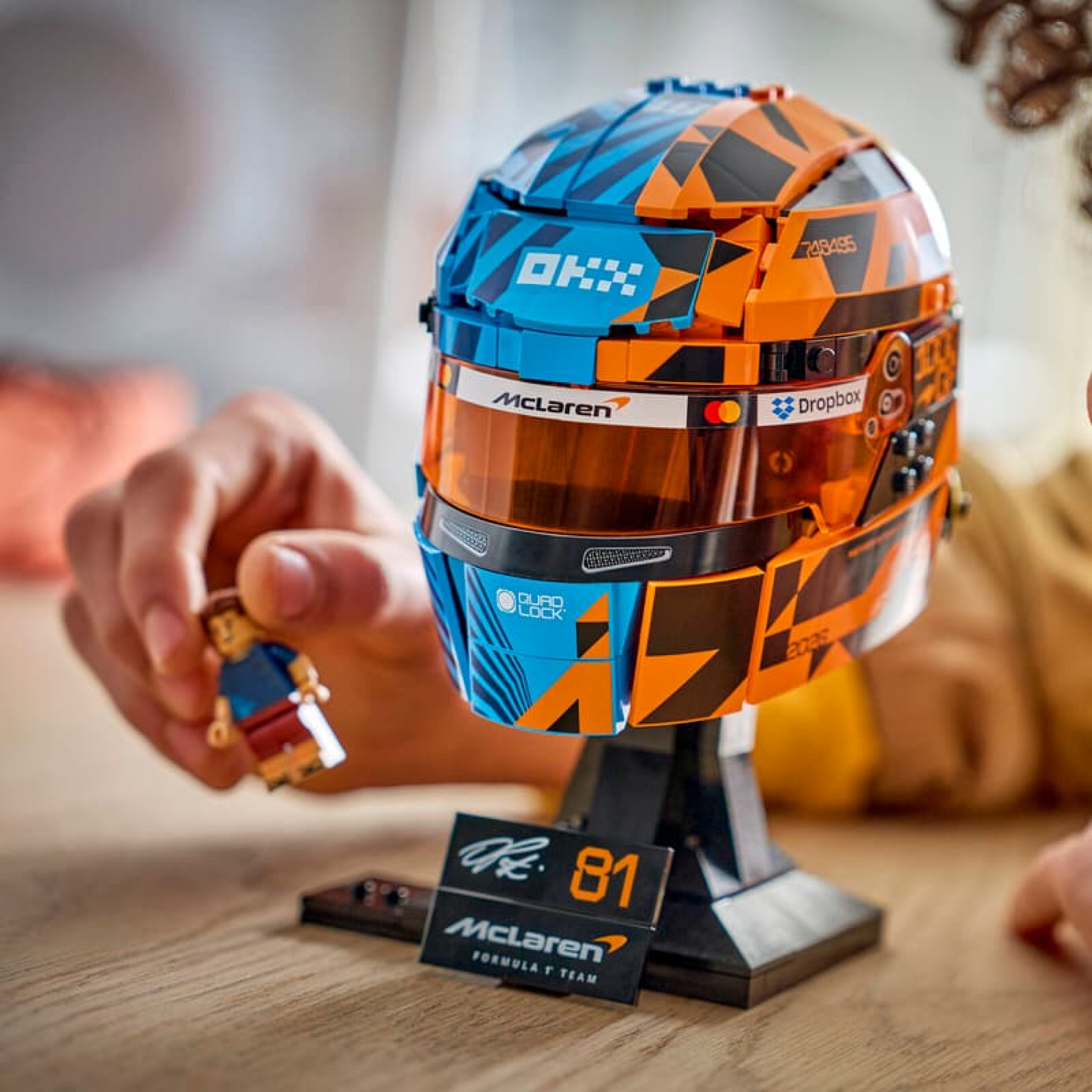 Capacete McLaren Mastercard - Oscar Piastri (793 pe&ccedil;as)