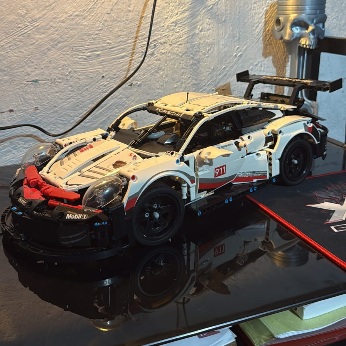 Porsche 911 RSR (1580 pe&ccedil;as)