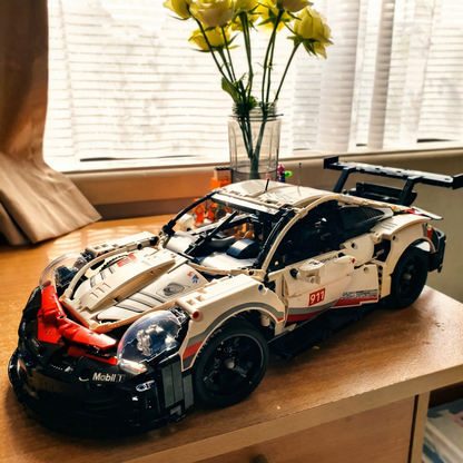Porsche 911 RSR (1580 pe&ccedil;as)