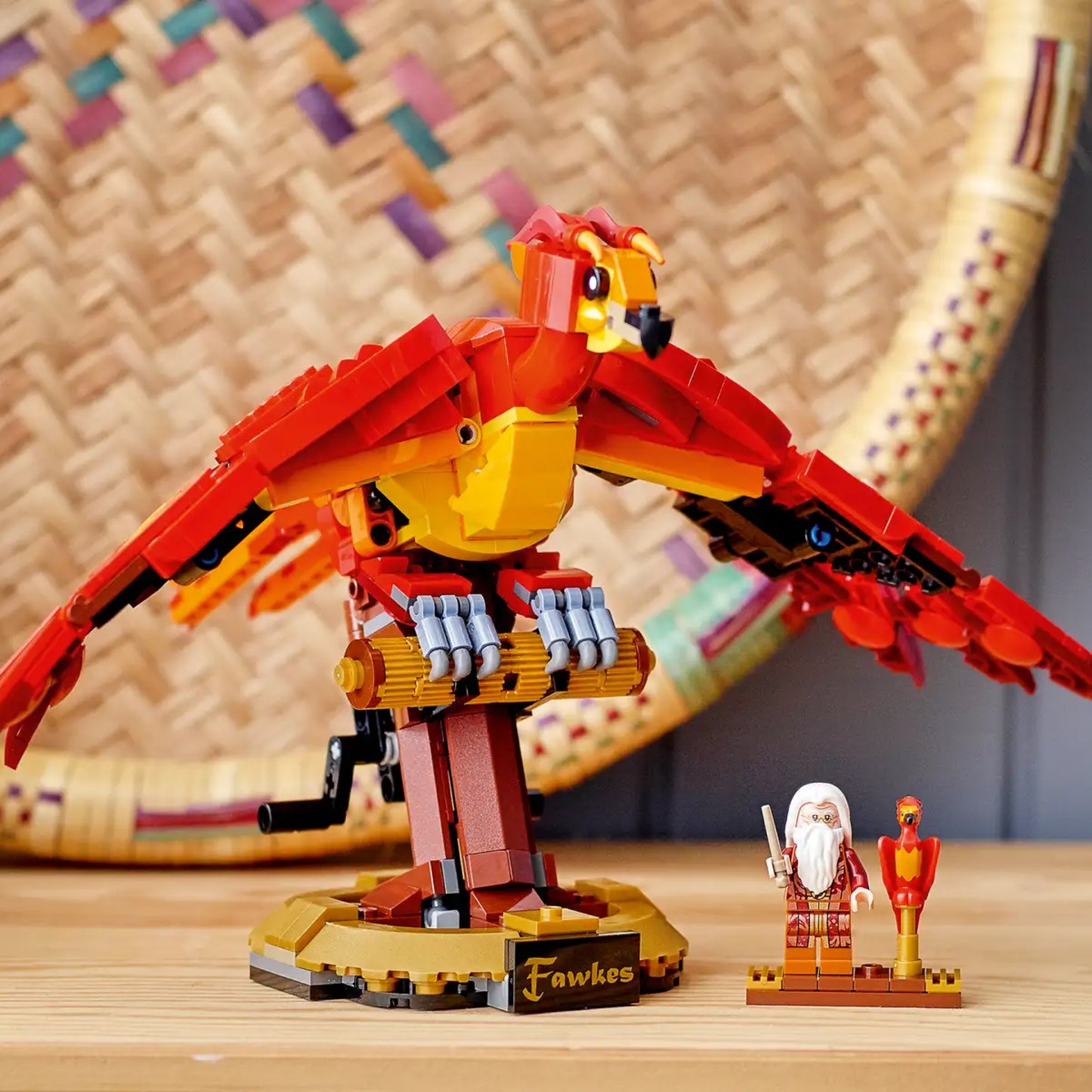 Harry Potter - Fawkes: A F&eacute;nix de Dumbledore (597 pe&ccedil;as)
