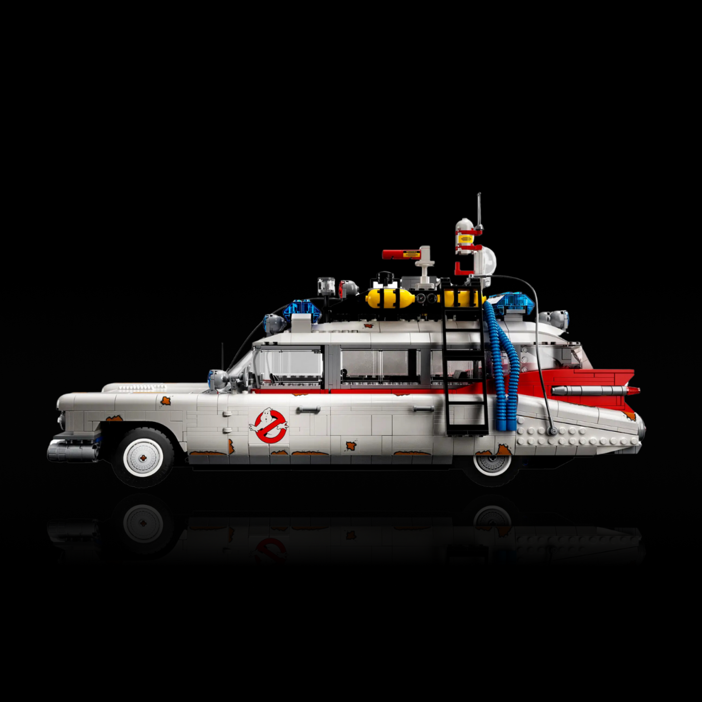 Cadillac ECTO-1 dos Ca&ccedil;a-Fantasmas (2352 pe&ccedil;as)