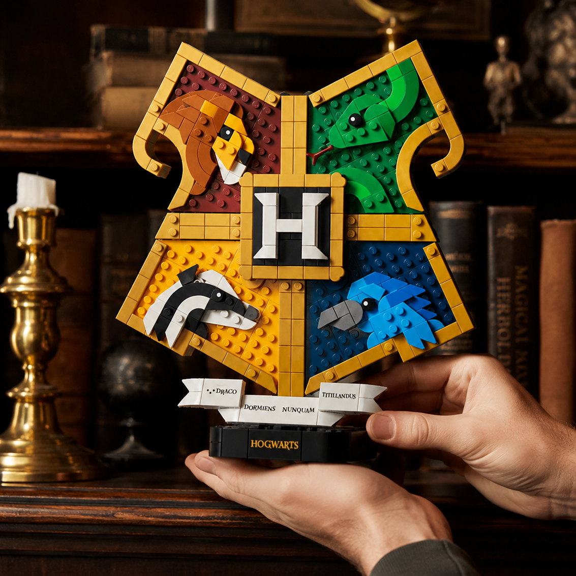 Hogwarts House Crest (545 pe&ccedil;as) - Imagem 10.png