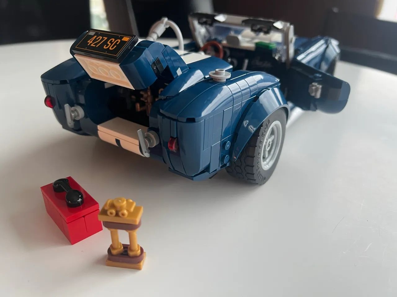 Shelby Cobra V8 (1241 pe&ccedil;as)