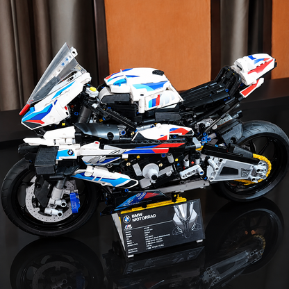 BMW M 1000 RR (1920 pe&ccedil;as)