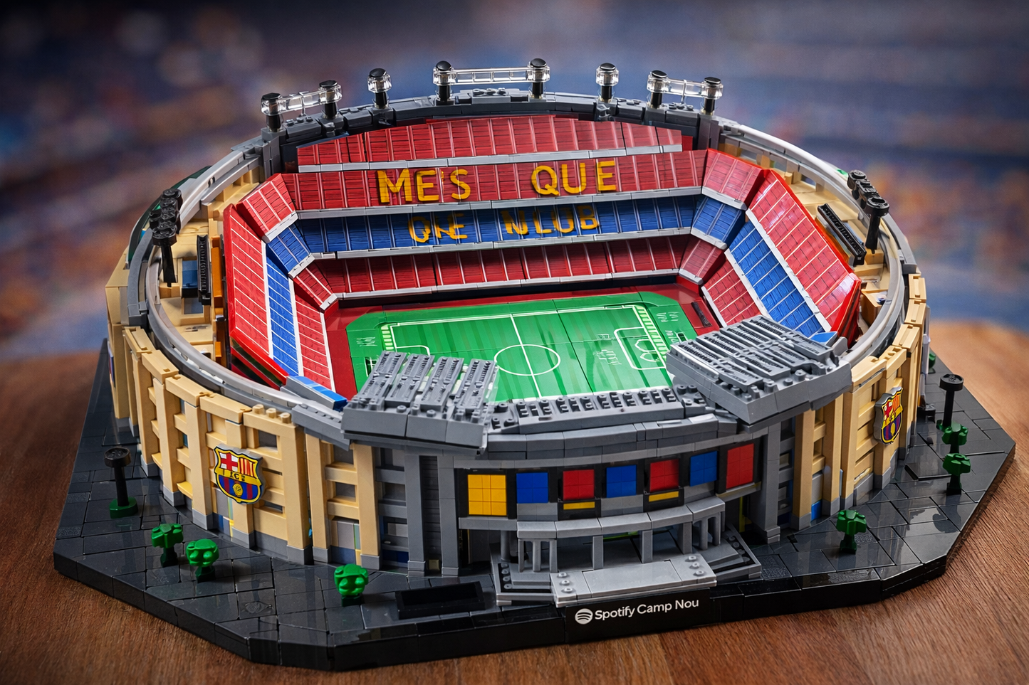 Est&aacute;dio Camp Nou do Barcelona FC (728 pe&ccedil;as)