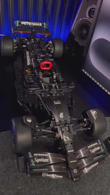 F&oacute;rmula 1 - Mercedes AMG W14 (1642 pe&ccedil;as)
